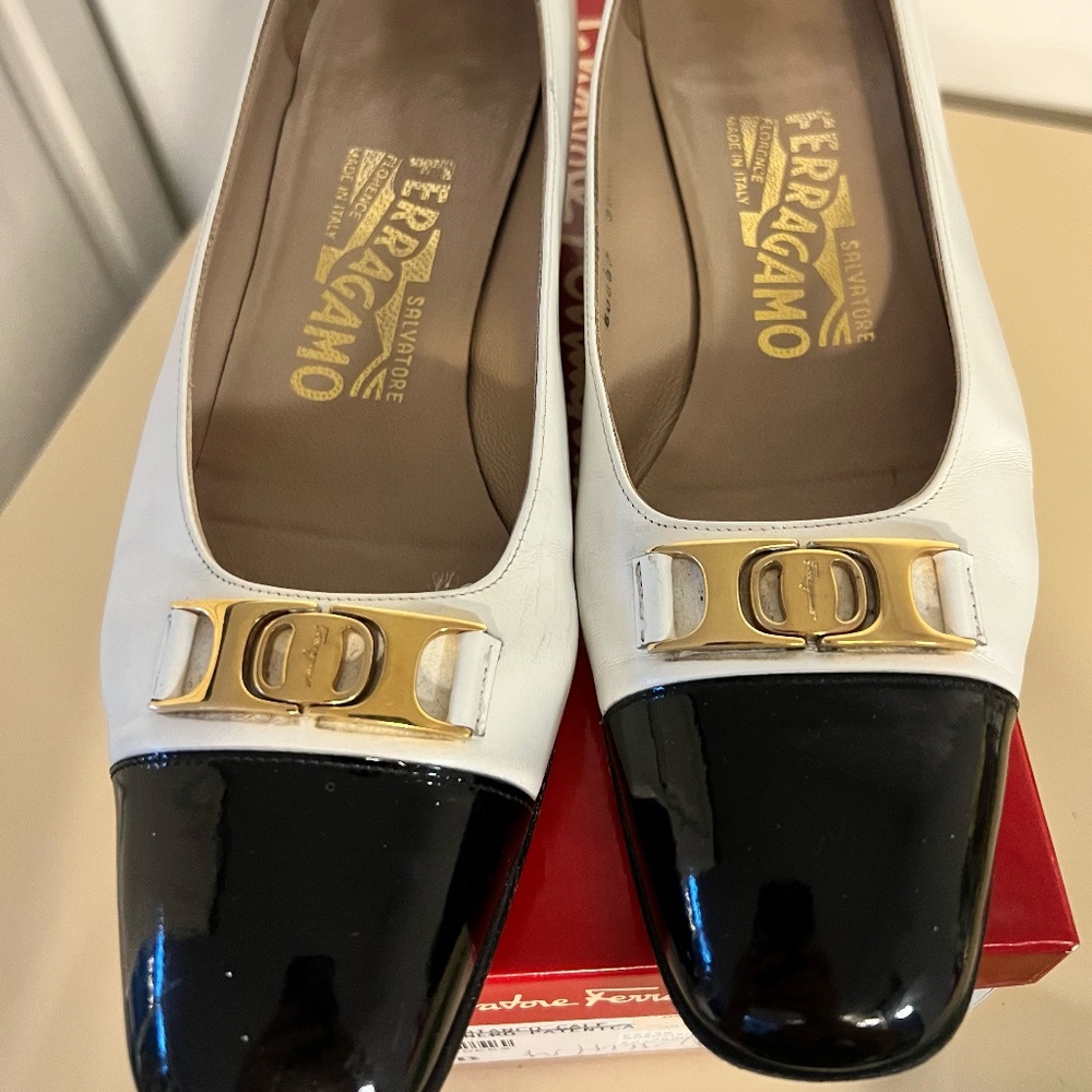 Salvatore Ferragamo Germana White Black Toe with Buckle Decor 6.5B